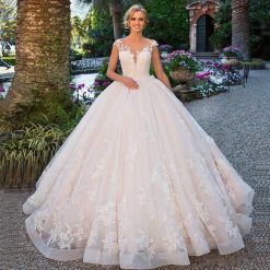 2020 Vestido de Noiva Ball Gown Wedding Dress Elegant Princess Cap Sleeve Applique Lace Bride Dress Bridal Gown Robe De Mariee Dresses Women cb5feb1b7314637725a2e7: Ivory|Photo color|White